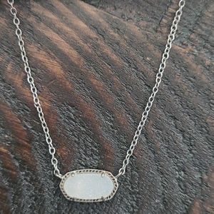 Kendra Scott necklace